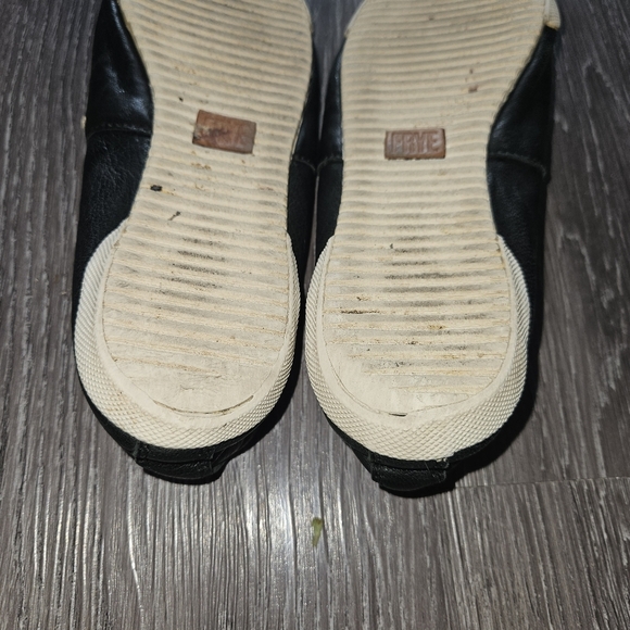 Frye Black Shoes - Picture 10 of 11